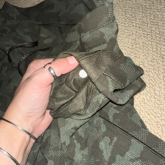 Lululemon joggers - Picture 2 of 2